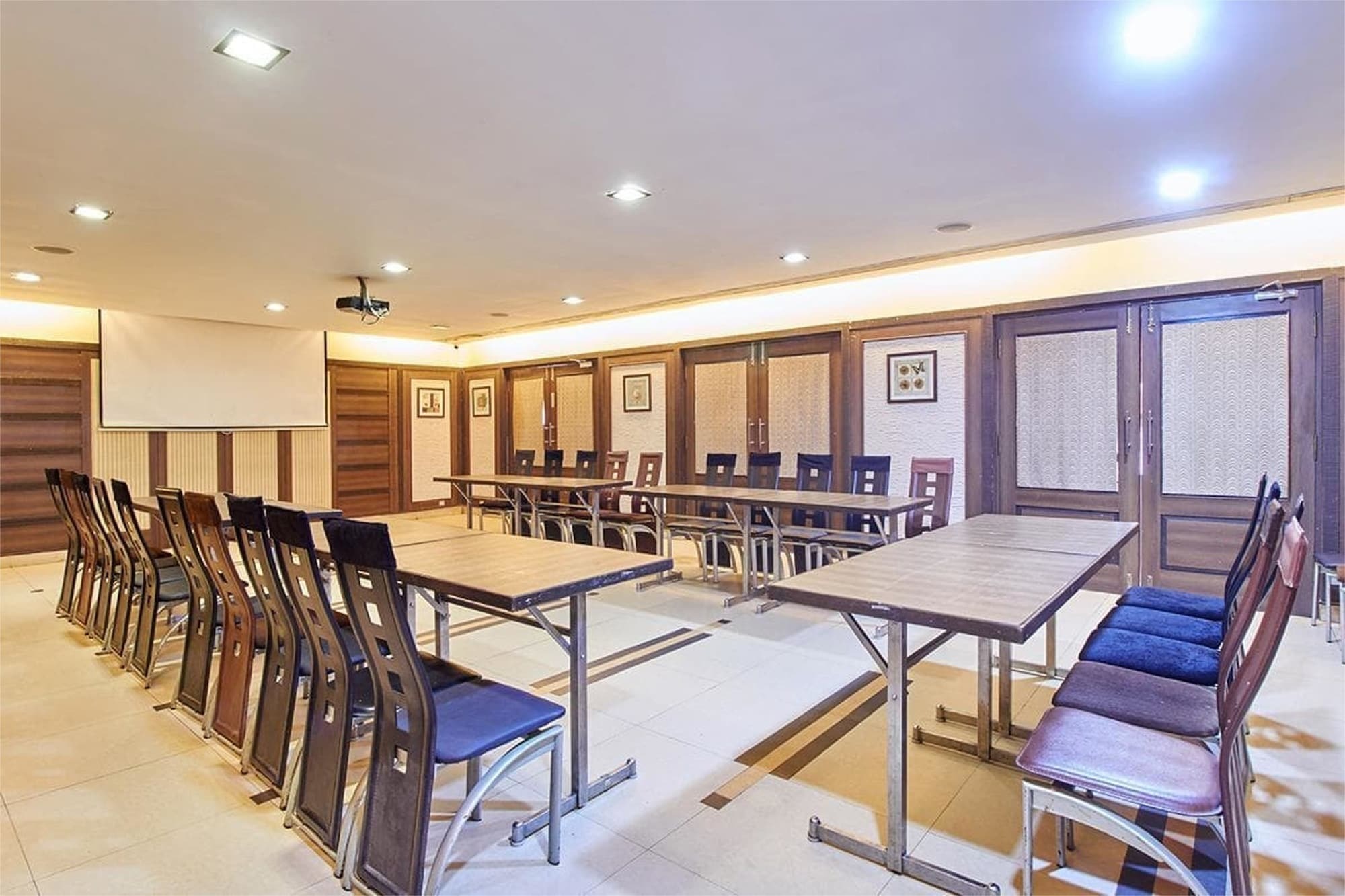 Hotel Sovereign Даман Экстерьер фото